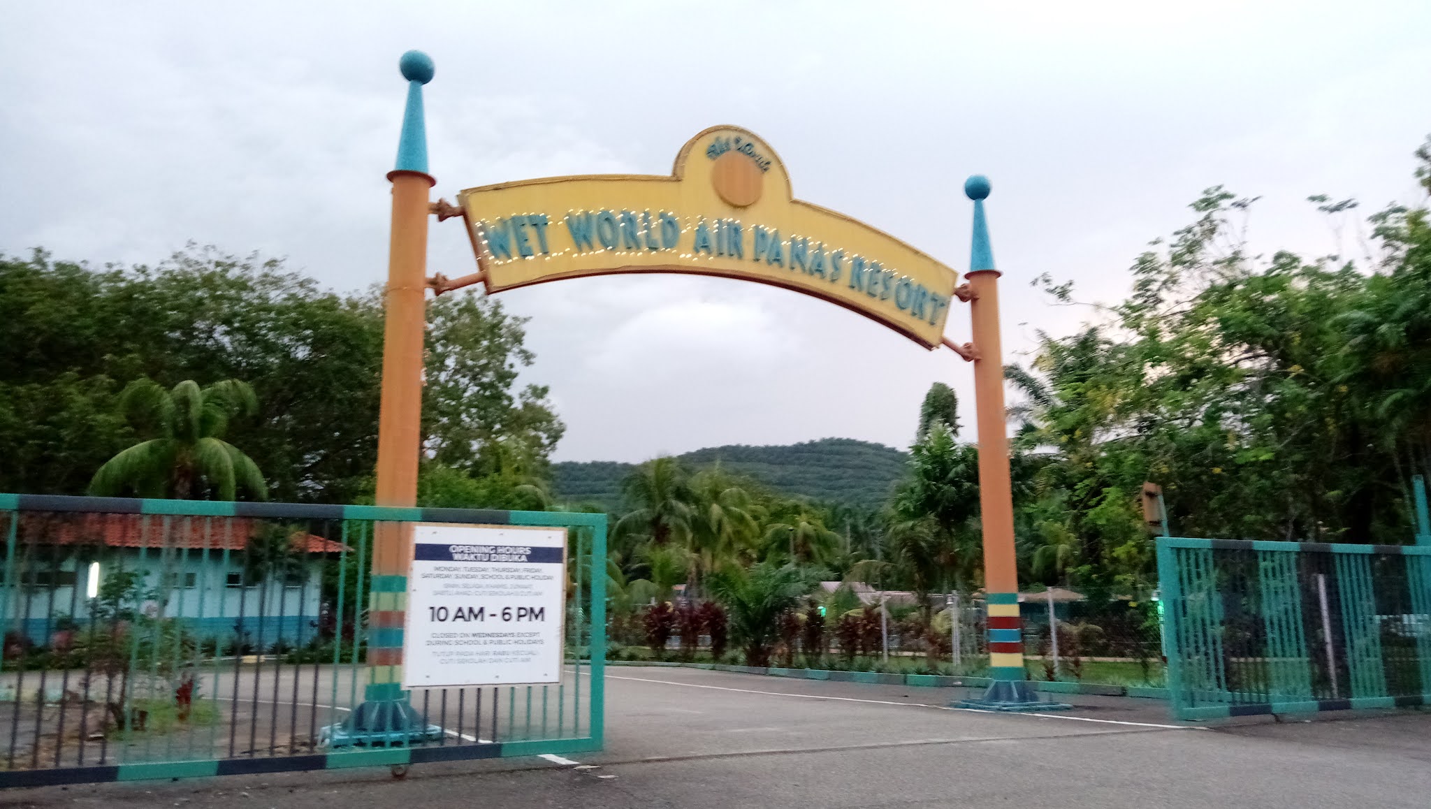 Wet World Resort Air Panas Pedas, Daerah Rembau, Negeri Sembilan.